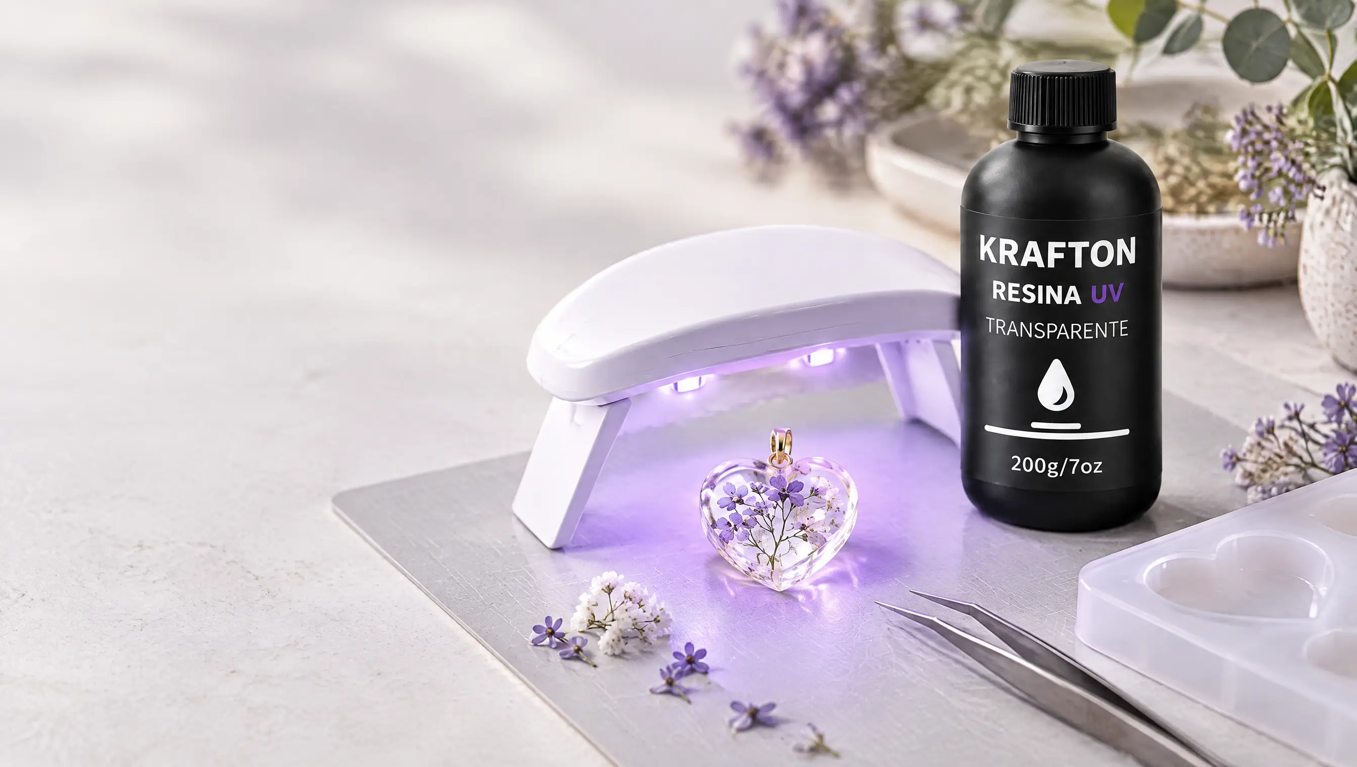 Escena de uso: Resina UV Cristal 200 g